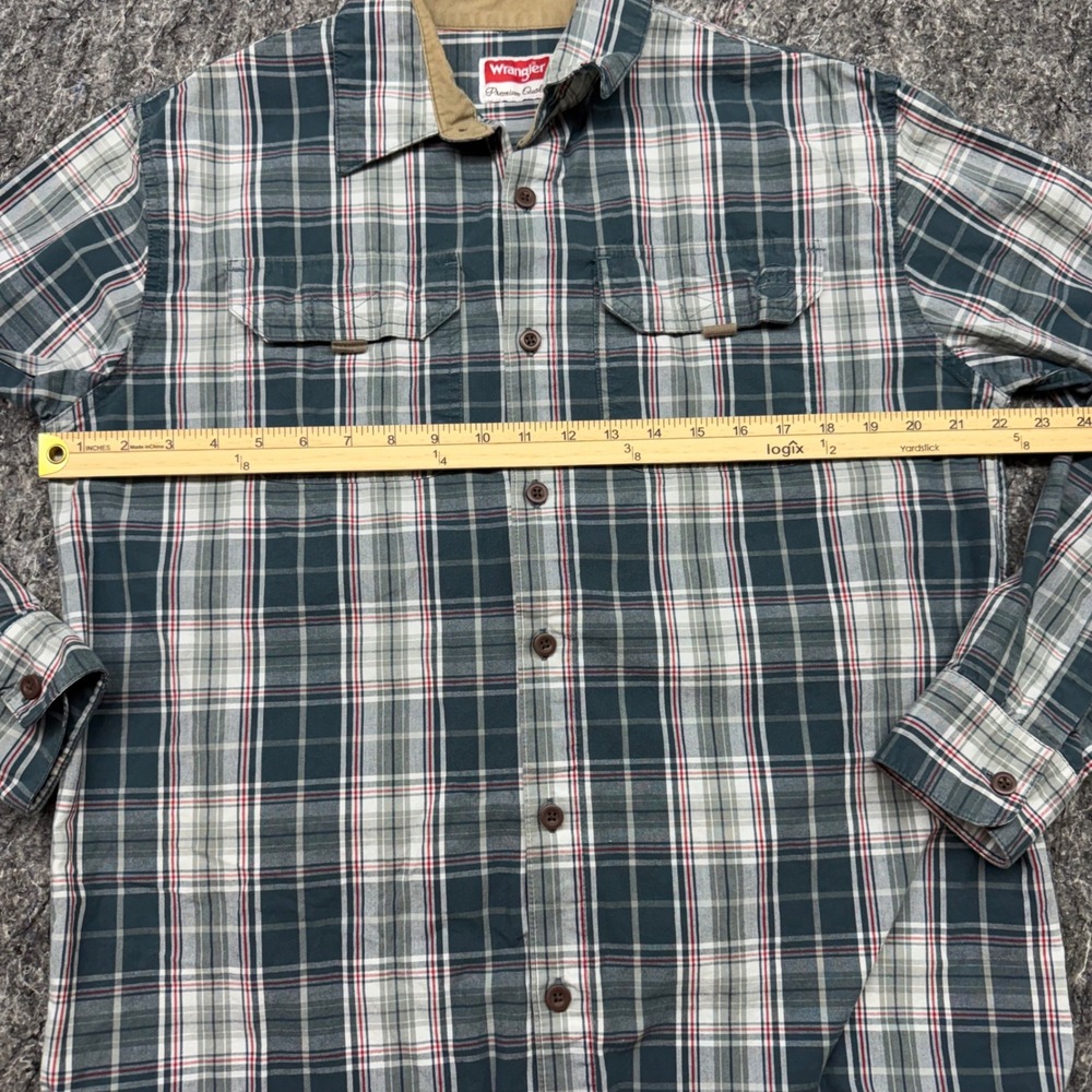 Wrangler Premium Quality Mens Plaid Button‎ Down Shirt Green White Red Size M - Picture 3 of 10